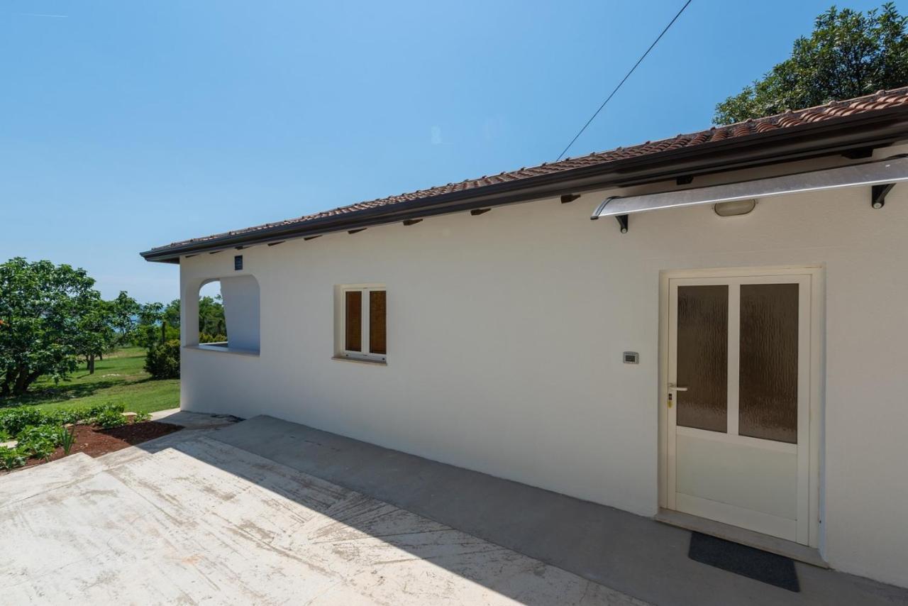 Holiday Home Saladinka With Whirlpool Poreč Exterior foto